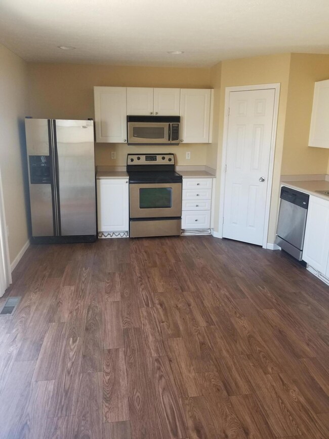 6518 Nottinghill Trail Dr, Canal Winchester, OH 43110 - photo 6