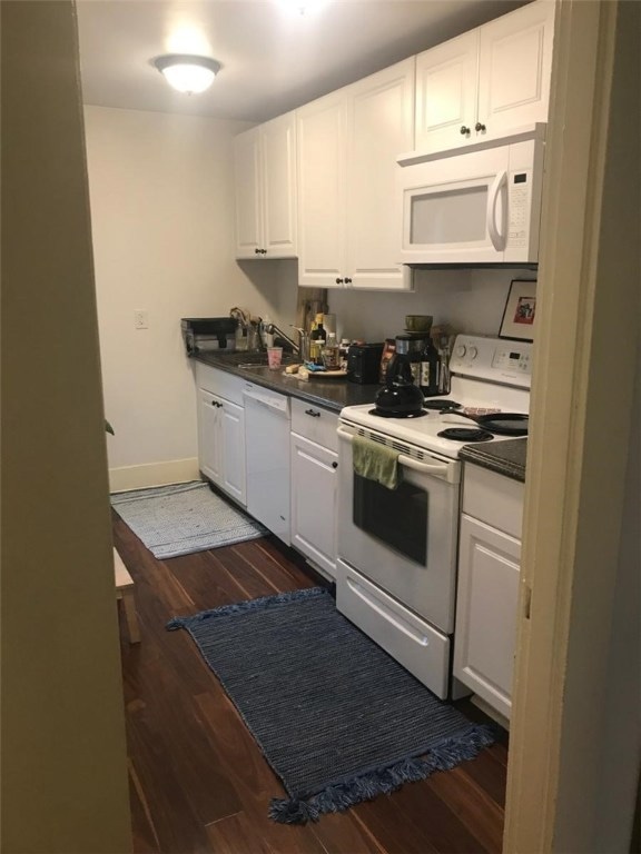 13 Hall Ave unit 2, Newport, RI 02840 - photo 3