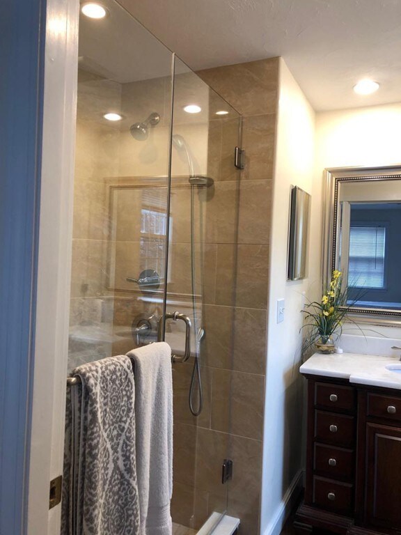 9 Ryder Rd, South Weymouth, MA 02190 - photo 5