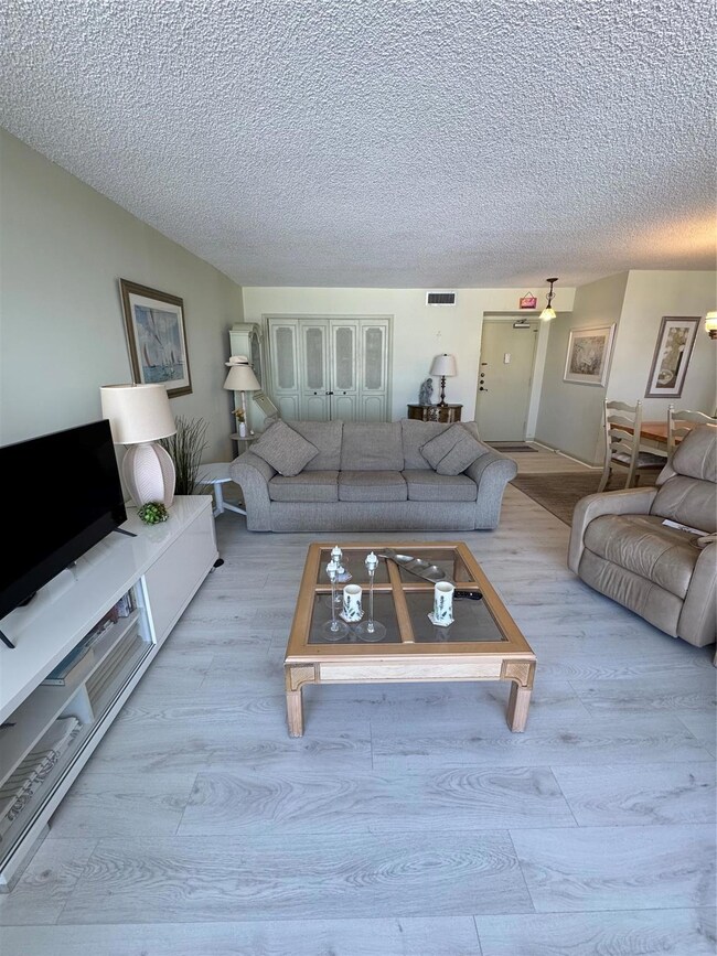 Sea Ranch Lakes North unit 506B, Lauderdale By the Sea, FL 33308 - photo 6