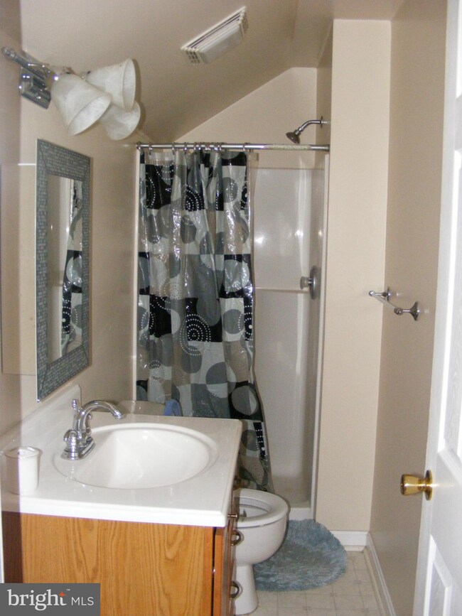 424 Bowman Rd unit 2, Front Royal, VA 22630 - photo 5