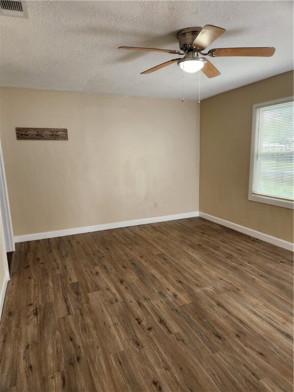 3328 Hardee Ave, Brunswick, GA 31520 - photo 7