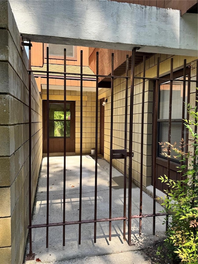 4224 SW 70th Terrace unit A, Gainesville, FL 32608 - photo 4