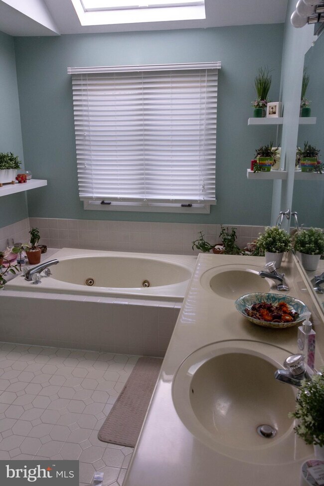 295 Fox Run, Exton, PA 19341 - photo 5