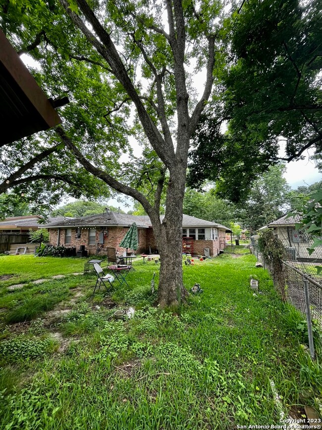 2907 Havner Ln, Houston, TX 77093 - photo 2