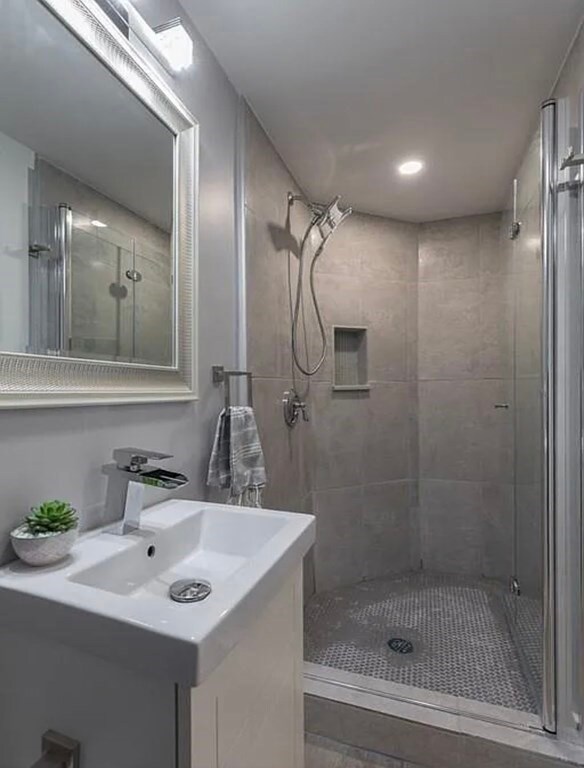 27 Plymouth St unit 3, Cambridge, MA 02141 - photo 7