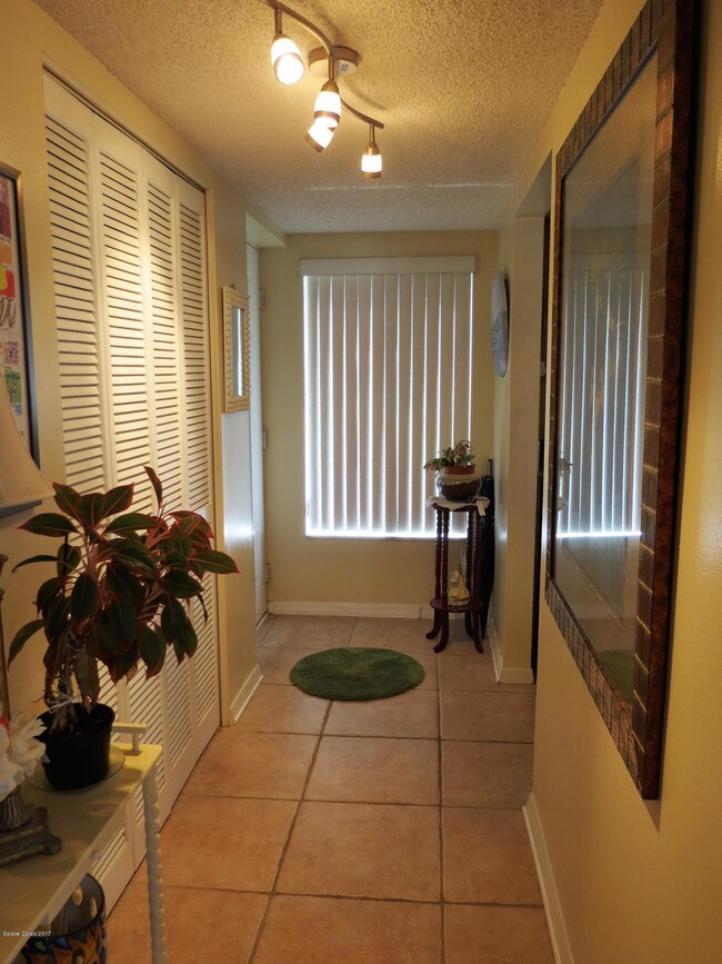 221 S 6th St unit 401, Cocoa Beach, FL 32931 - photo 3