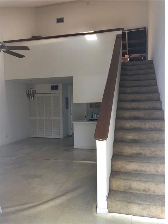 Living room | Kitchen | Staircase | Loft