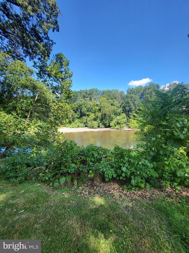 317 Rivervale Rd, Reading, PA 19605 - photo 6