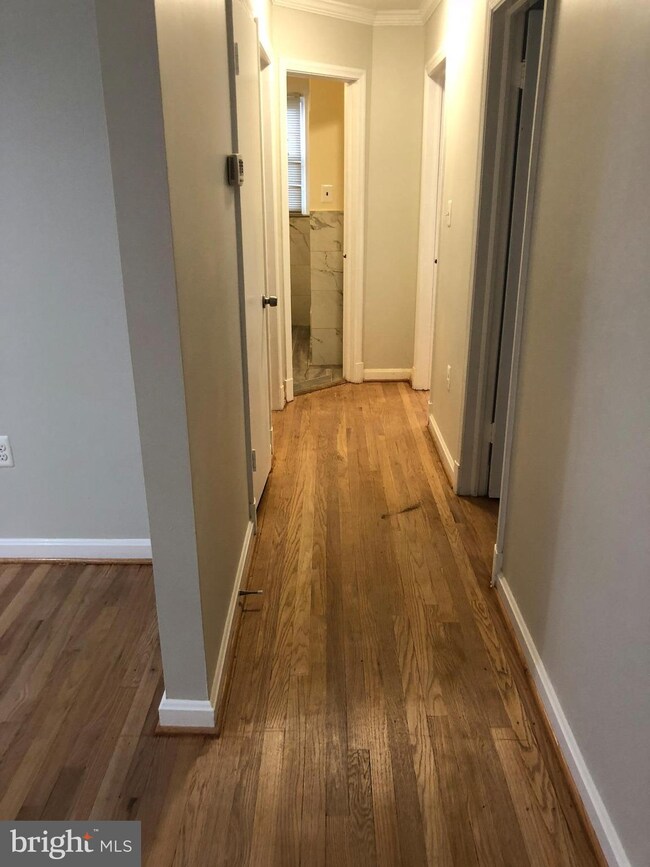 6524 8th Ave, Hyattsville, MD 20783 - photo 2