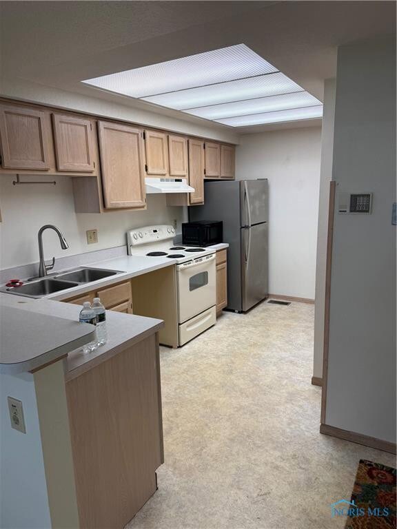 2255 Fox Run Cir, Findlay, OH 45840 - photo 6