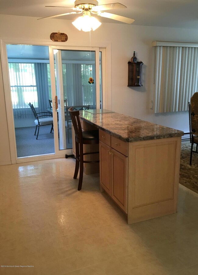 5A Delaware Way Kitchen 2
