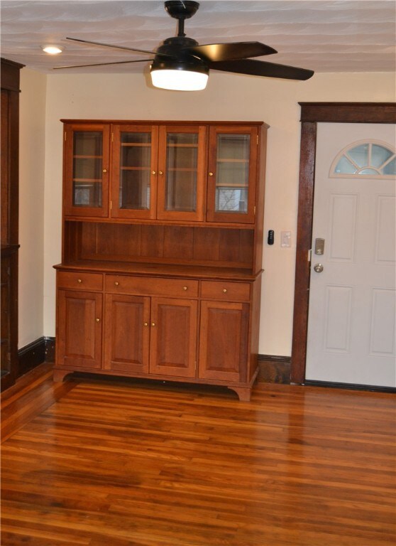 955 Atwells Ave unit 3, Providence, RI 02909 - photo 6