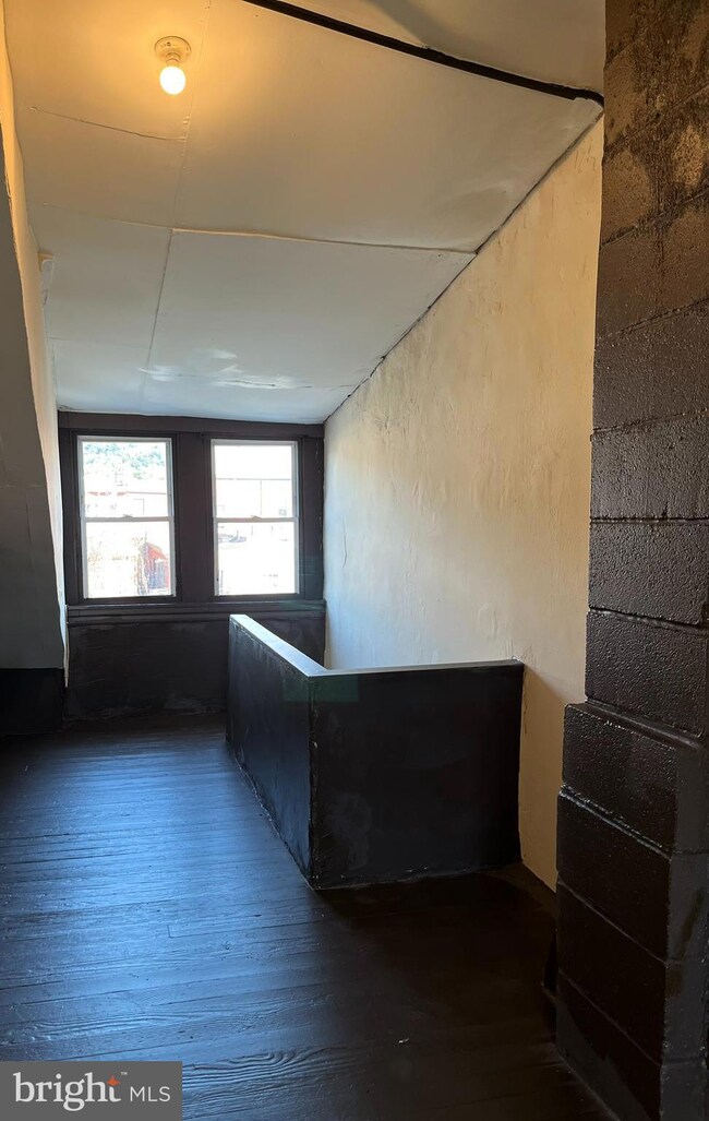 121 Poplar St, Reading, PA 19601 - photo 3