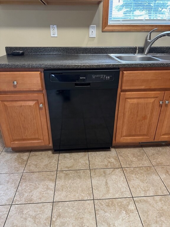 68 Biddle St, Springfield, MA 01129 - photo 6