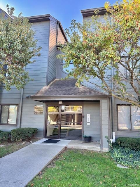 2465 Riverside Dr unit 212, Trenton, MI 48183 - photo 5