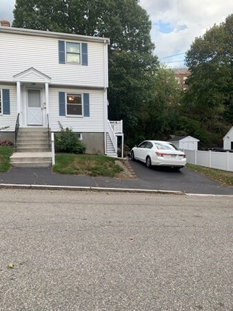 1a Greenway Rd unit 1A, Salem, MA 01970 - photo 2