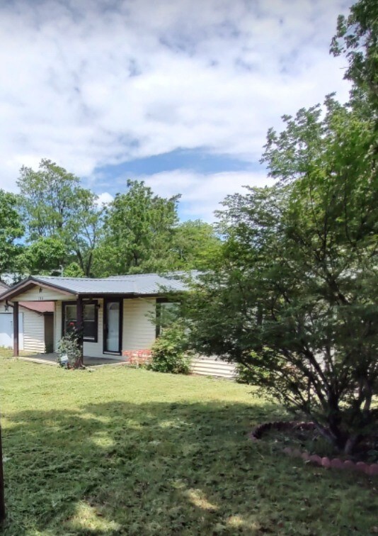 200 Rayburn St, Manchester, TN 37355 - photo 2