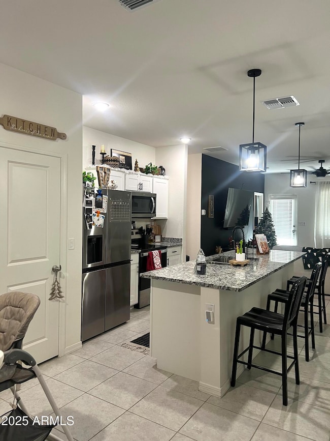 16631 W Desert Mirage Dr, Surprise, AZ 85388 - photo 6