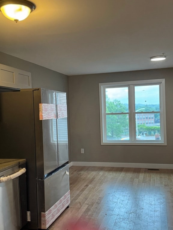 56 Richards St, Worcester, MA 01603 - photo 4