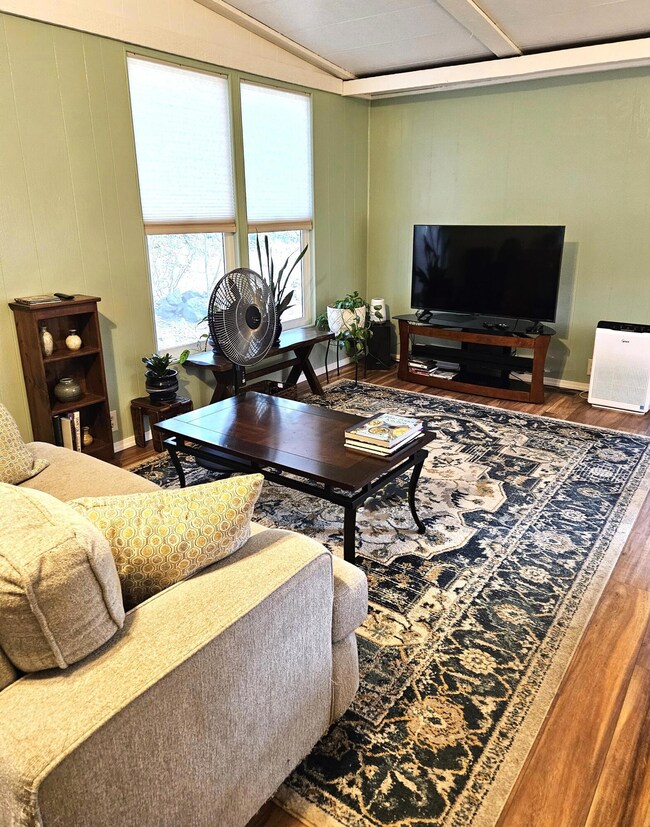 2200 NE Hwy 20 unit 21, Bend, OR 97701 - photo 6