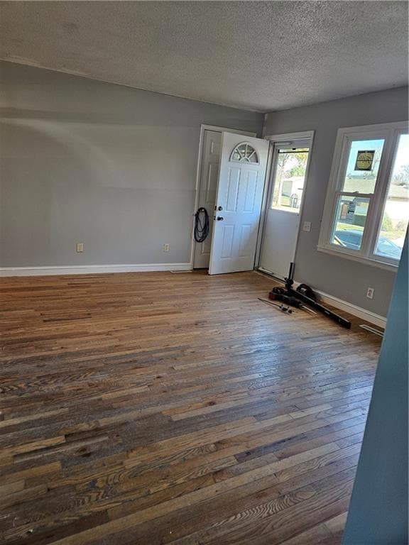 328 Matthews Ln, Gower, MO 64454 - photo 3