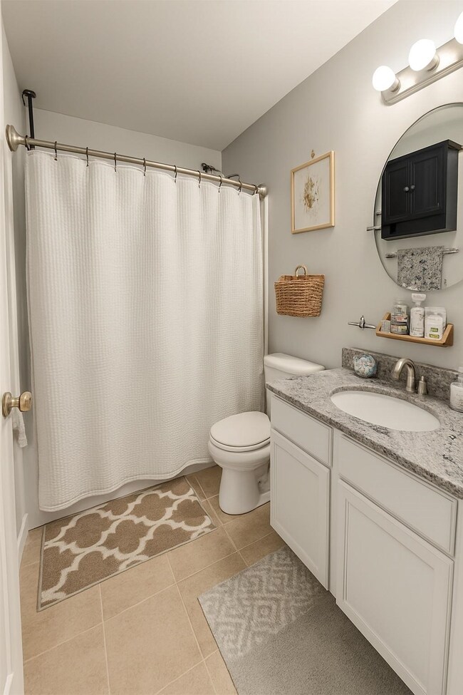 52 Trinity Cir unit A, Rochester, NH 03839 - photo 7