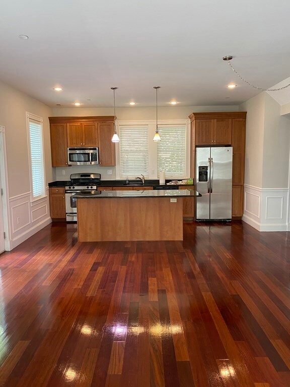 49 Cedar St unit 3, Cambridge, MA 02140 - photo 4