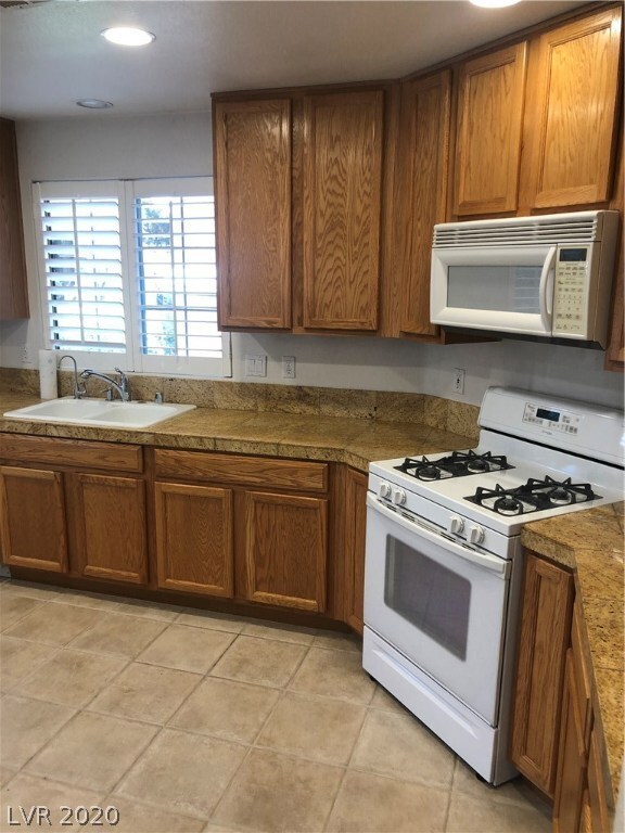 7250 Diamond Canyon Ln unit 101, Las Vegas, NV 89149 - photo 6