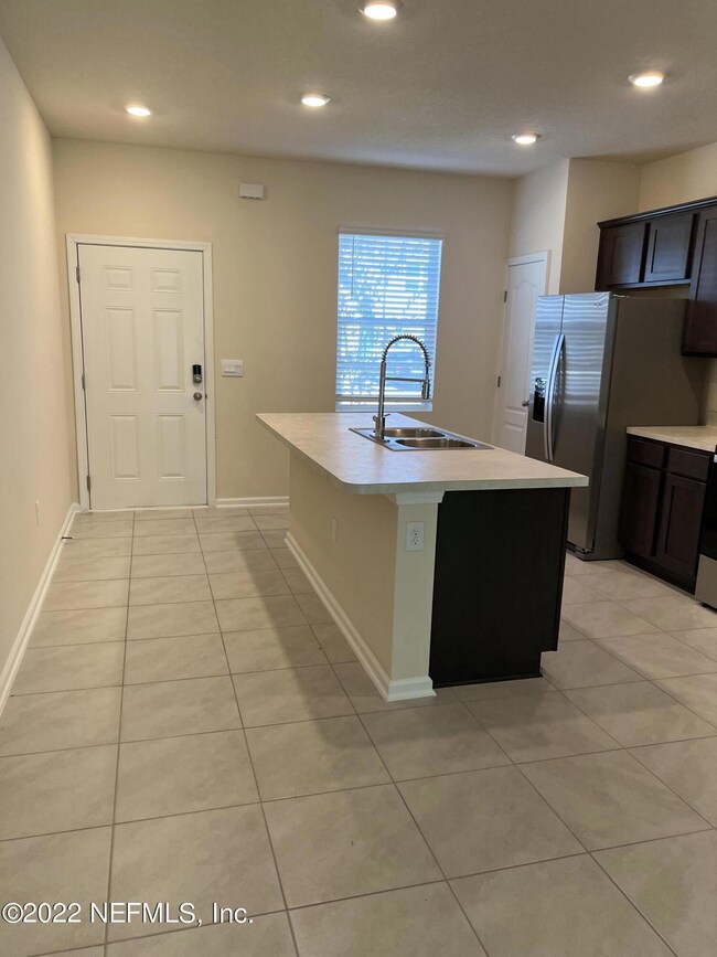 855 Gate Run Rd, Jacksonville, FL 32211 - photo 6