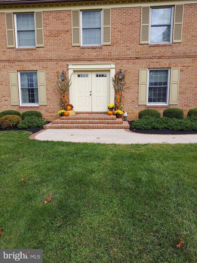 12 Lochwynd Ct, Phoenix, MD 21131 - photo 2