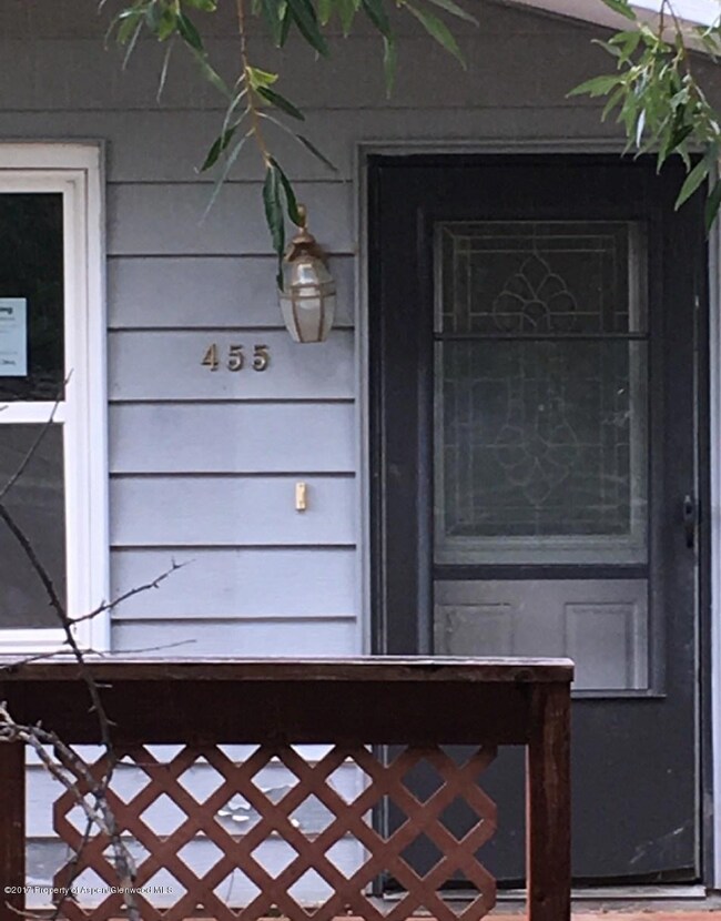 455 E 7th St, Craig, CO 81625 - photo 2