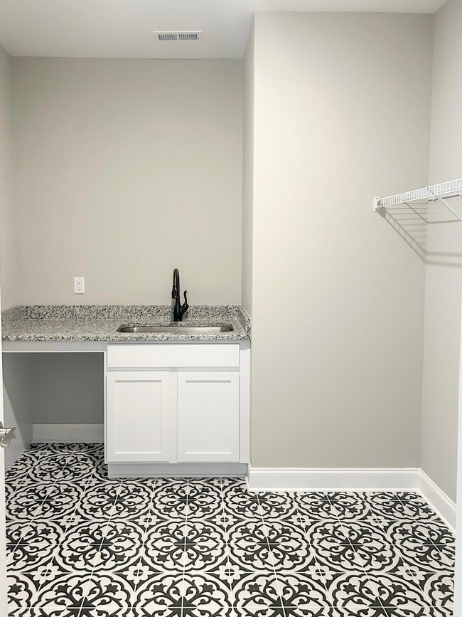 Homesite 61_Laundry Room