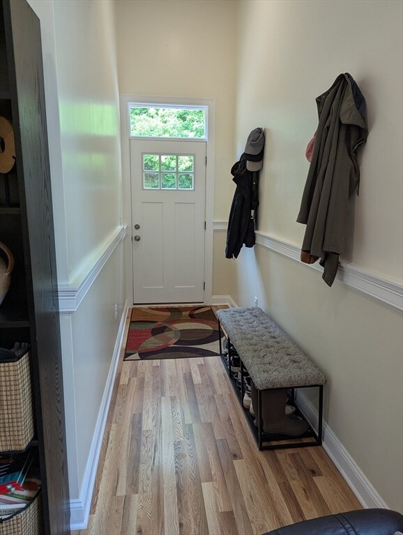 352 Manchaug Rd unit 1, Sutton, MA 01590 - photo 3