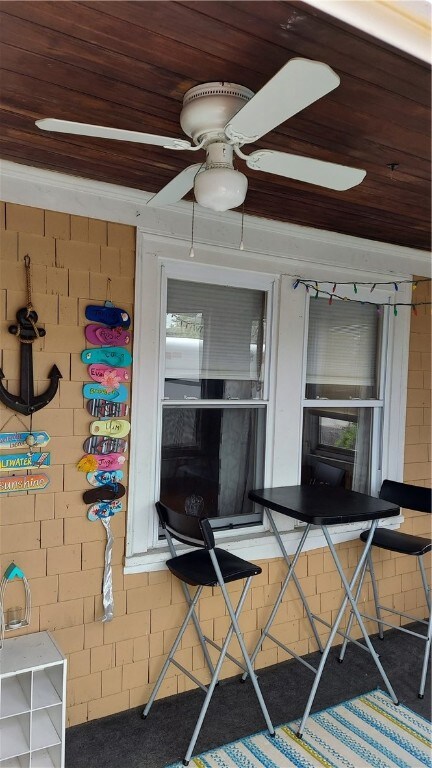 766 Oakland Beach Ave, Warwick, RI 02889 - photo 7