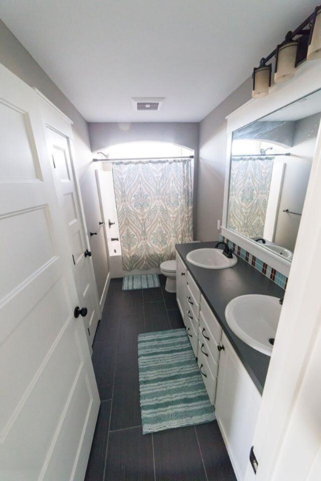 full bath upstairs