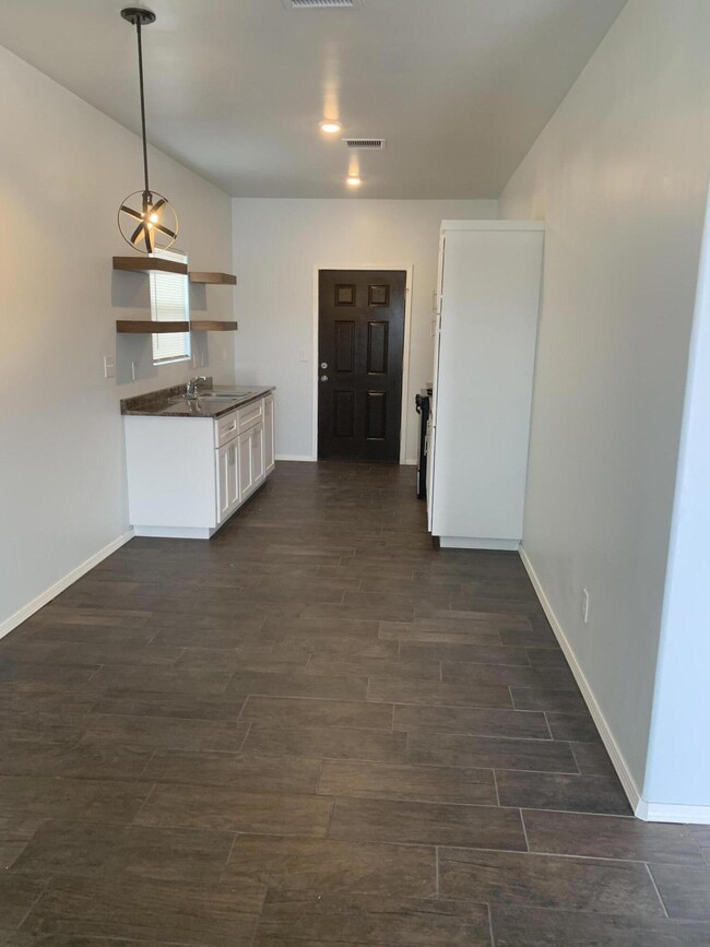 412 Grace Place unit 2, El Paso, TX 79915 - photo 7