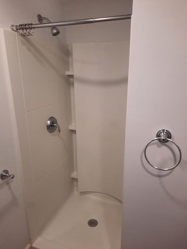 13 Maple St, Concord, NH 03301 - photo 6