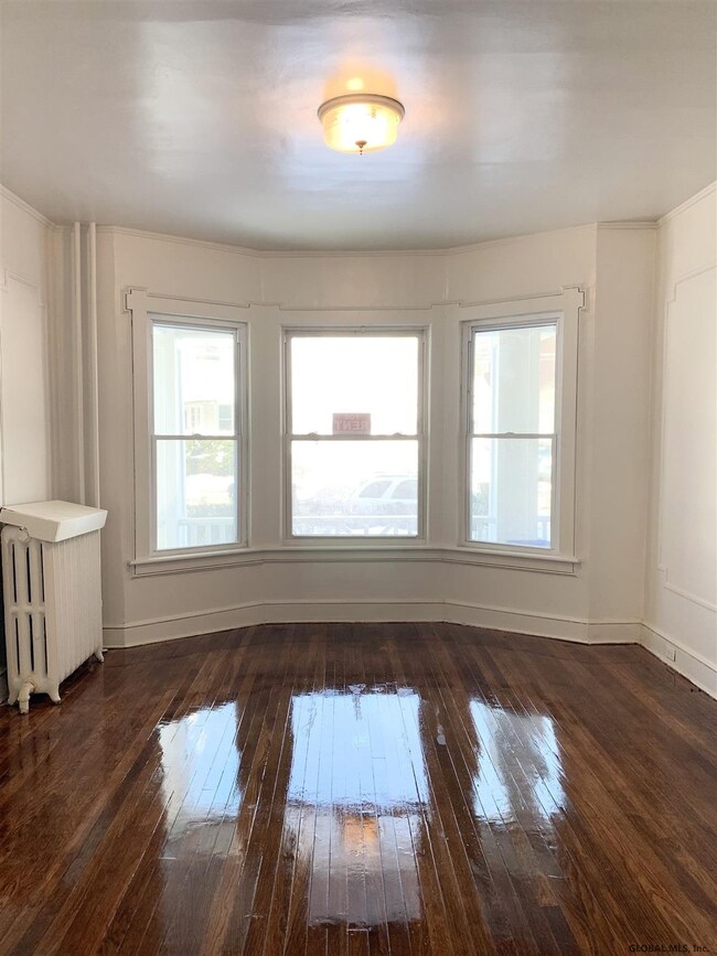 726 Myrtle Ave unit 1, Albany, NY 12208 - photo 5