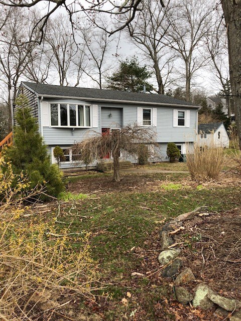 12 Deerfield Rd, Coventry, RI 02816 - photo 2