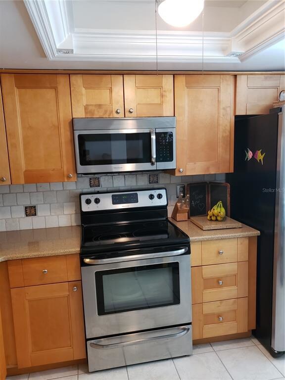 Kitchen Tray Ceiling