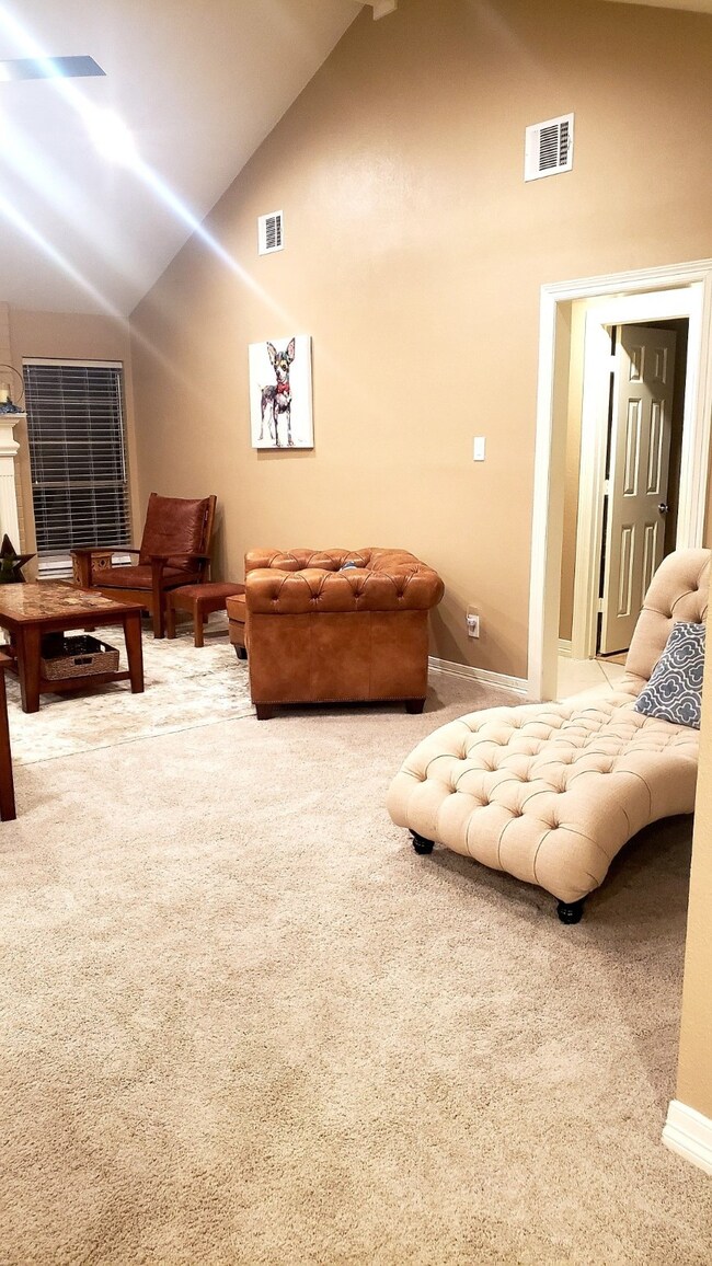 8707 Saratoga Forest Dr, Houston, TX 77088 - photo 6