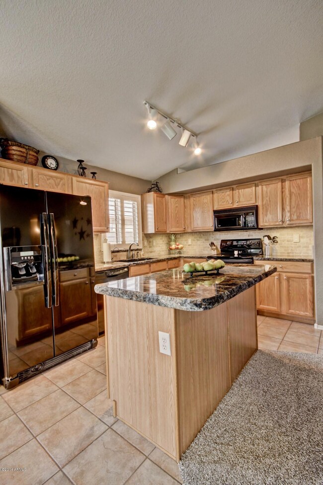 2410 E Elgin St, Chandler, AZ 85225 - photo 7