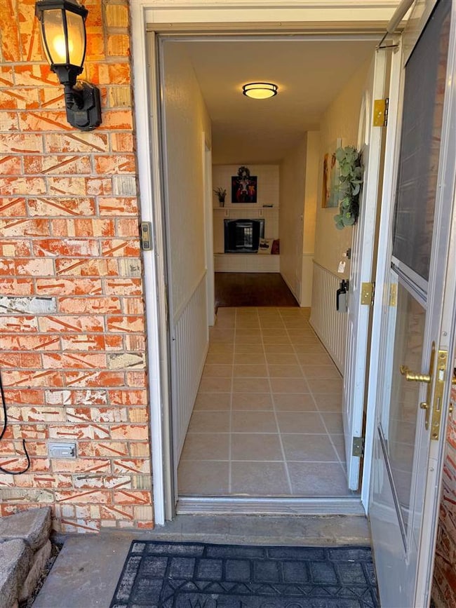 7610 NW Kingsbury Ave, Lawton, OK 73505 - photo 4