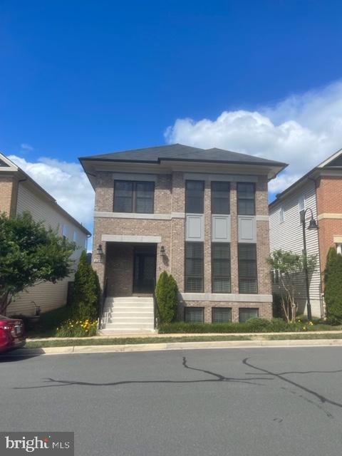 20447 Codman Dr, Ashburn, VA 20147 - photo 2