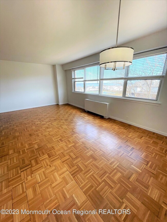 10 Ocean Blvd unit 4H, Atlantic Highlands, NJ 07716 - photo 4