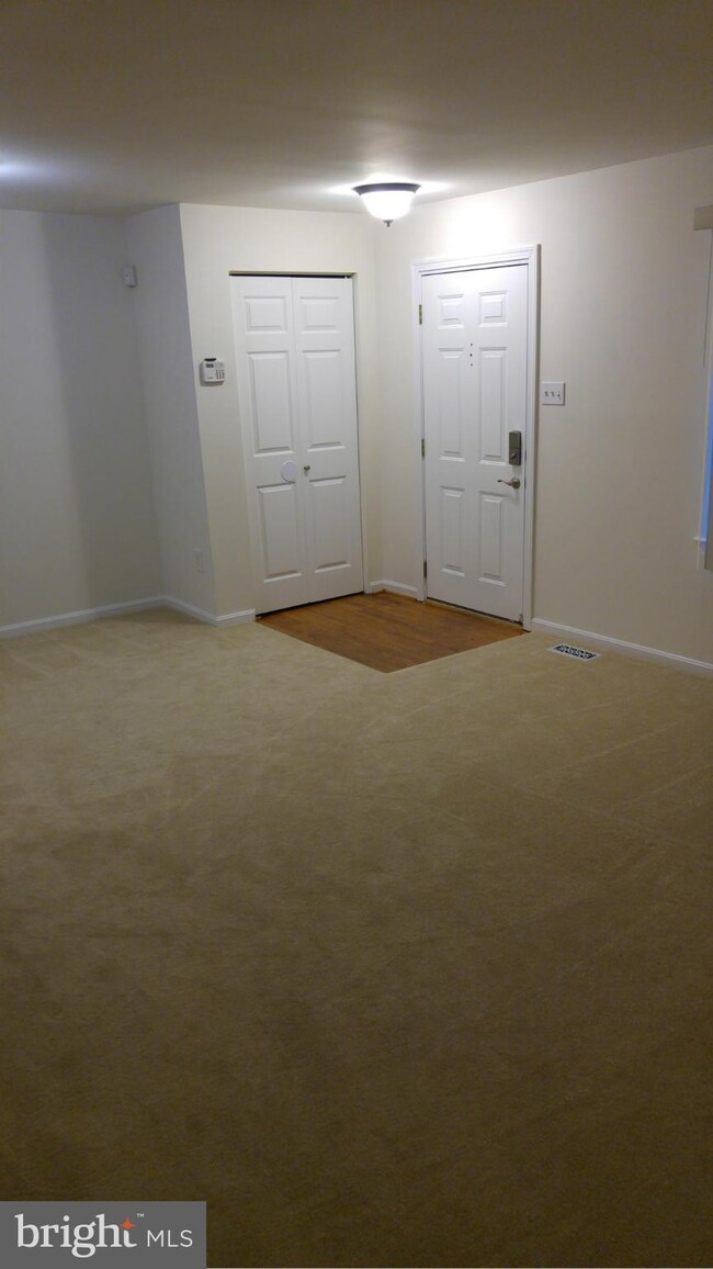 9823 Whiskey Run, Laurel, MD 20723 - photo 4