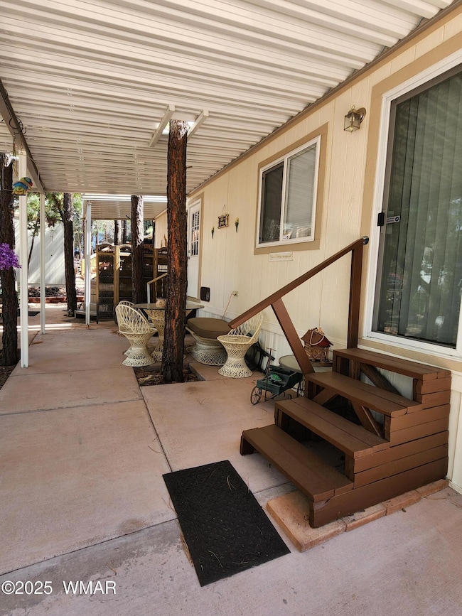 Covered Patio/Front Entrance