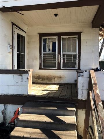 7027 Indiana Ave, Kansas City, MO 64132 - photo 4