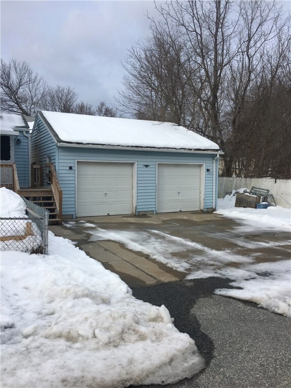 224 Knight St, Woonsocket, RI 02895 - photo 2